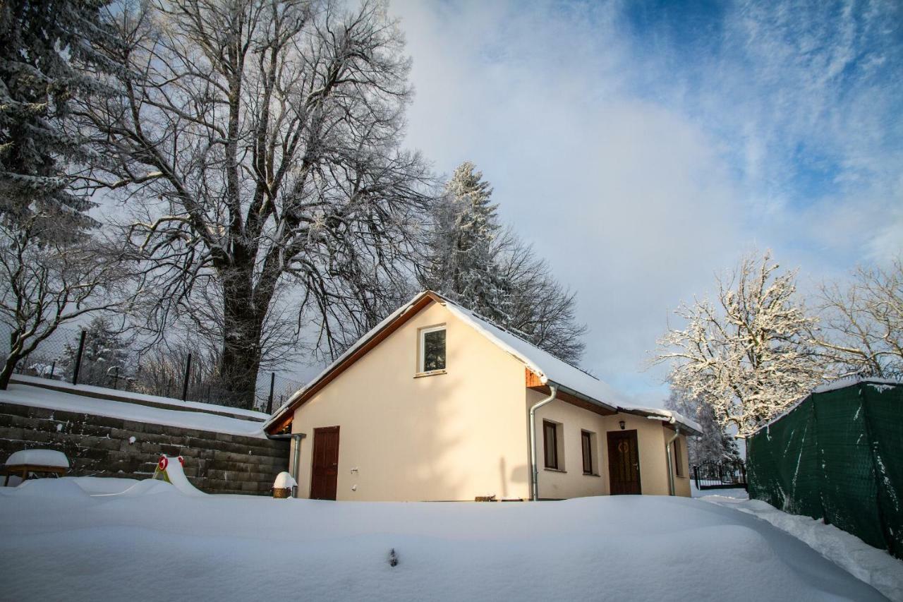Burg Nad Banskou Stiavnicou Guest House Stiavnicke Bane Exterior photo